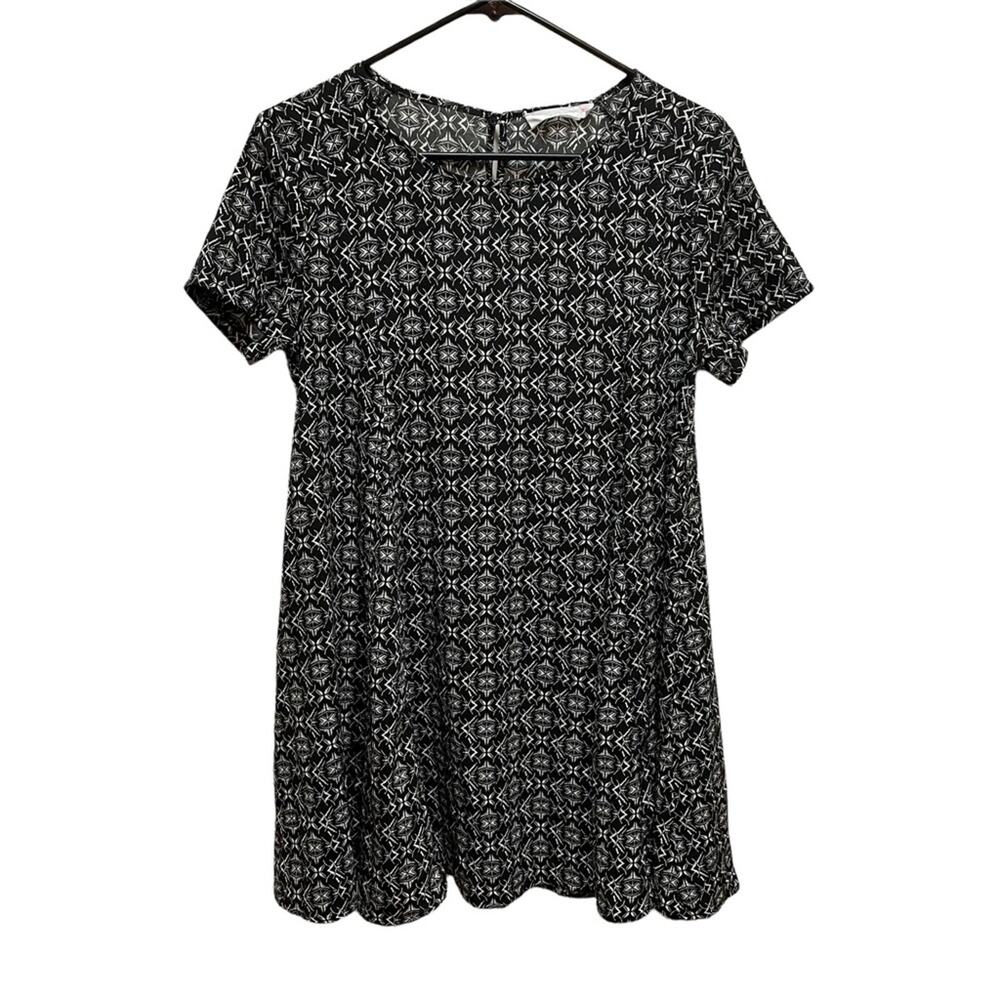 Lush Black & White Geometric Print A-Line Short Sleeve Dress XS